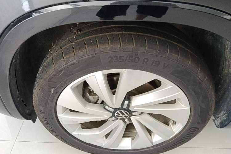 Used Volkswagen Tayron X 2020 330TSI Two-Wheel Drive Luxury Smart Connectivity Version Left Front Wheel Hub