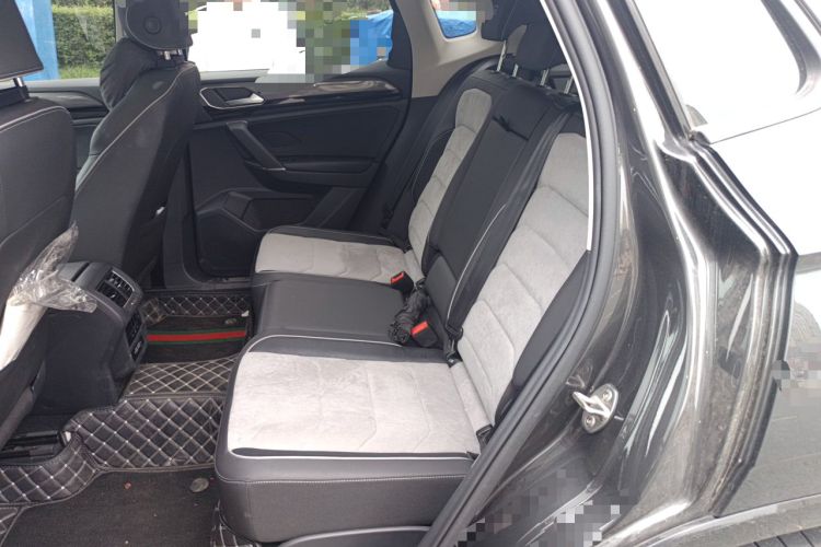 Used Volkswagen Tayron X 2020 330TSI Two-Wheel Drive Luxury Smart Connectivity Version Left Rear Seat