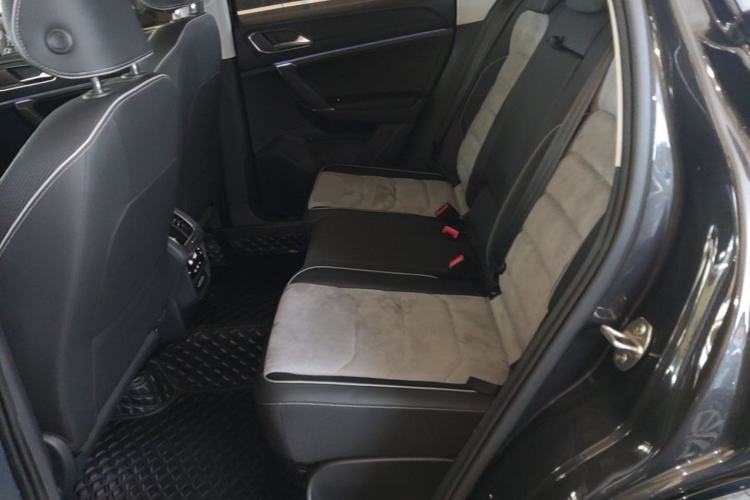 Used Volkswagen Tayron X 2020 330TSI Two-Wheel Drive Luxury Smart Connectivity Version Left Rear Seat