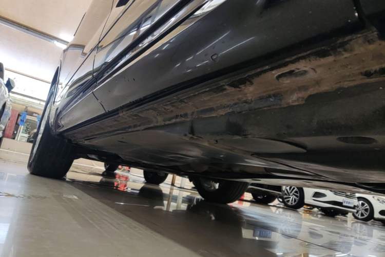 Used Volkswagen Tayron X 2020 330TSI Two-Wheel Drive Luxury Smart Connectivity Version Left Side Sill
