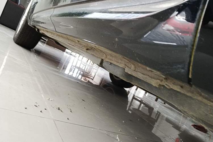Used Volkswagen Tayron X 2020 330TSI Two-Wheel Drive Luxury Smart Connectivity Version Left Side Sill