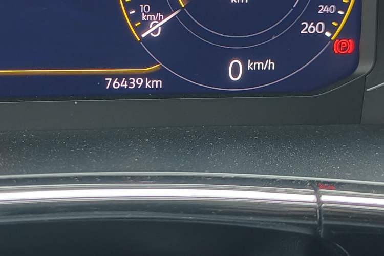 Used Volkswagen Tayron X 2020 330TSI Two-Wheel Drive Luxury Smart Connectivity Version Odometer Close Up