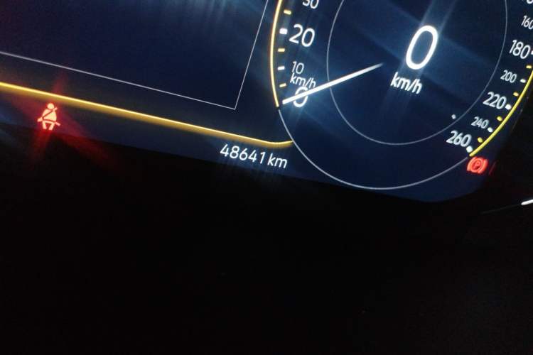 Used Volkswagen Tayron X 2020 330TSI Two-Wheel Drive Luxury Smart Connectivity Version Odometer Close Up