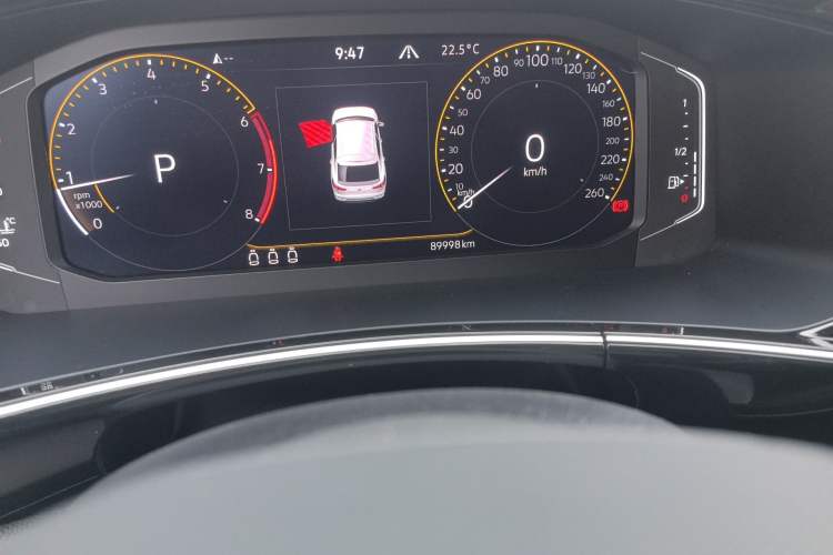 Used Volkswagen Tayron X 2020 330TSI Two-Wheel Drive Luxury Smart Connectivity Version Odometer Close Up