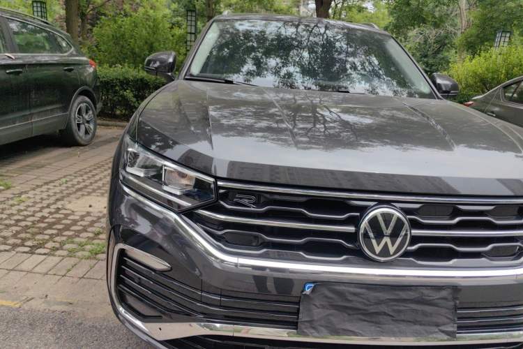 Used Volkswagen Tayron X 2020 330TSI Two-Wheel Drive Luxury Smart Connectivity Version Right Front Headlight