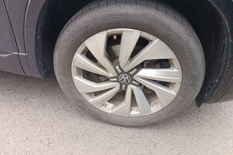 Used Volkswagen Tayron X 2020 330TSI Two-Wheel Drive Luxury Smart Connectivity Version Right Front Wheel Hub