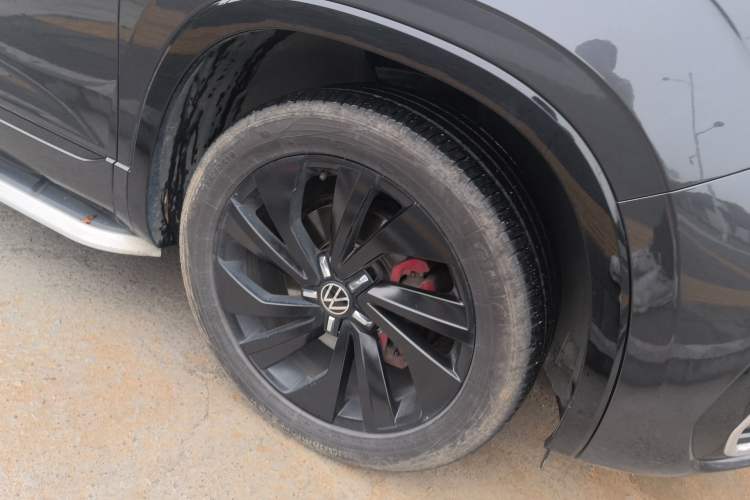 Used Volkswagen Tayron X 2020 330TSI Two-Wheel Drive Luxury Smart Connectivity Version Right Front Wheel Hub