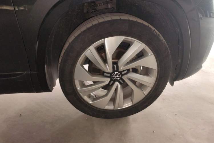 Used Volkswagen Tayron X 2020 330TSI Two-Wheel Drive Luxury Smart Connectivity Version Right Front Wheel Hub