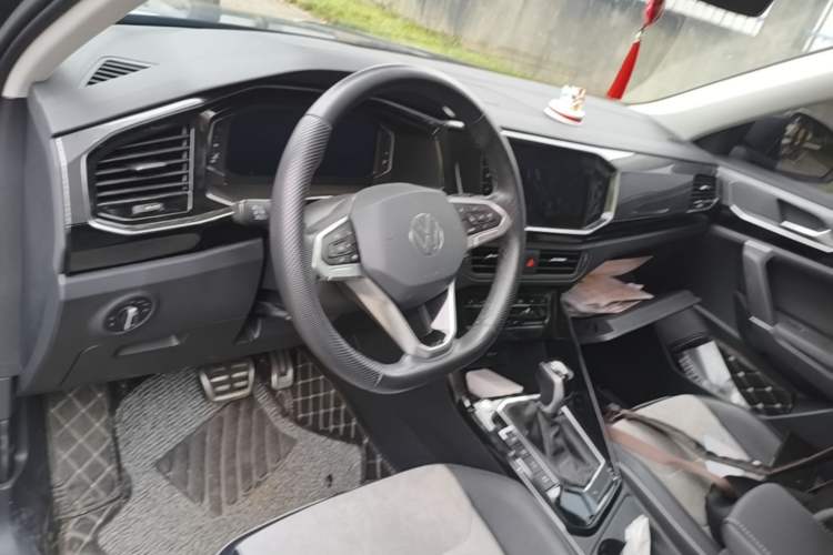 Used Volkswagen Tayron X 2020 330TSI Two-Wheel Drive Luxury Smart Connectivity Version Steering Wheel