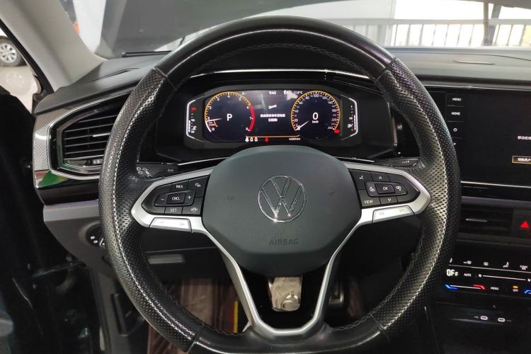 Used Volkswagen Tayron X 2020 330TSI Two-Wheel Drive Luxury Smart Connectivity Version Steering Wheel