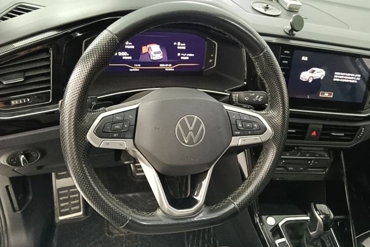 Used Volkswagen Tayron X 2020 330TSI Two-Wheel Drive Luxury Smart Connectivity Version Steering Wheel