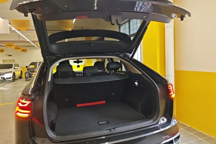 Used Volkswagen Tayron X 2020 330TSI Two-Wheel Drive Luxury Smart Connectivity Version Trunk