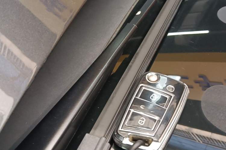 Used Volkswagen Tayron X 2020 330TSI Two-Wheel Drive Luxury Smart Connectivity Version Vehicle Key