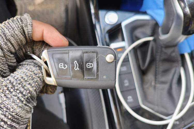 Used Volkswagen Tayron X 2020 330TSI Two-Wheel Drive Luxury Smart Connectivity Version Vehicle Key