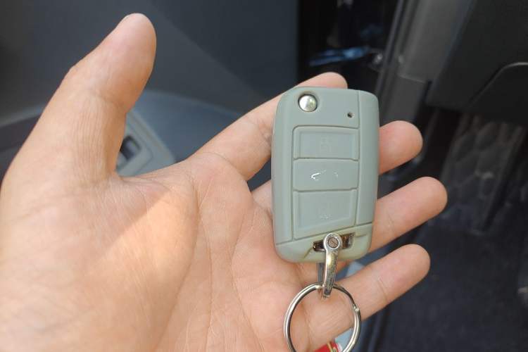 Used Volkswagen Tayron X 2020 330TSI Two-Wheel Drive Luxury Smart Connectivity Version Vehicle Key
