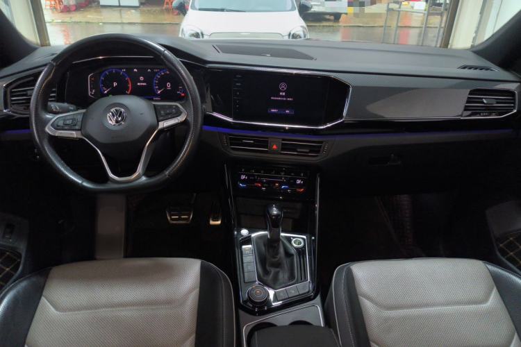 Used Volkswagen Tayron X 2020 380TSI Four-Wheel Drive Prestige Connected Version Center Console
