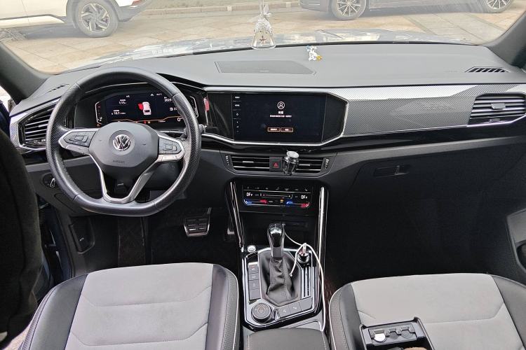 Used Volkswagen Tayron X 2020 380TSI Four-Wheel Drive Dynamic Connect Edition Center Console