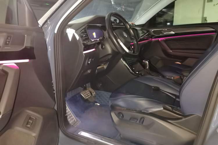 Used Volkswagen Tayron X 2020 380TSI Four-Wheel Drive Dynamic Connect Edition Driver Seat