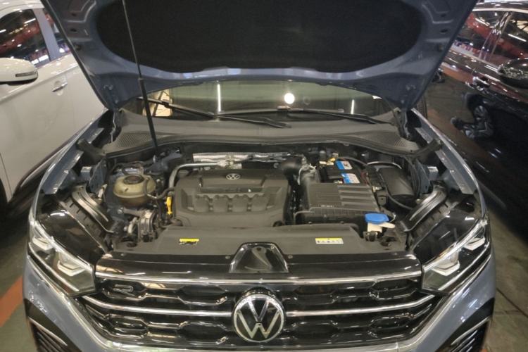 Used Volkswagen Tayron X 2020 330TSI Two-Wheel Drive Luxury Smart Connectivity Version Engine Bay