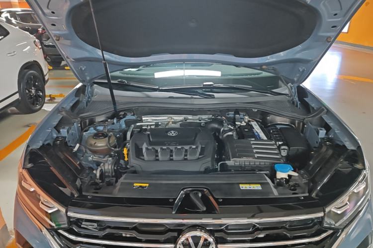 Used Volkswagen Tayron X 2020 330TSI Two-Wheel Drive Luxury Smart Connectivity Version Engine Bay