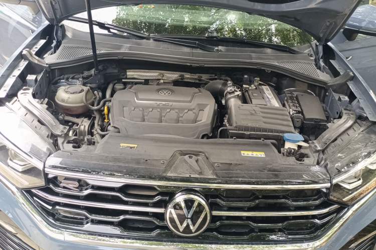 Used Volkswagen Tayron X 2020 330TSI Two-Wheel Drive Luxury Smart Connectivity Version Engine Bay