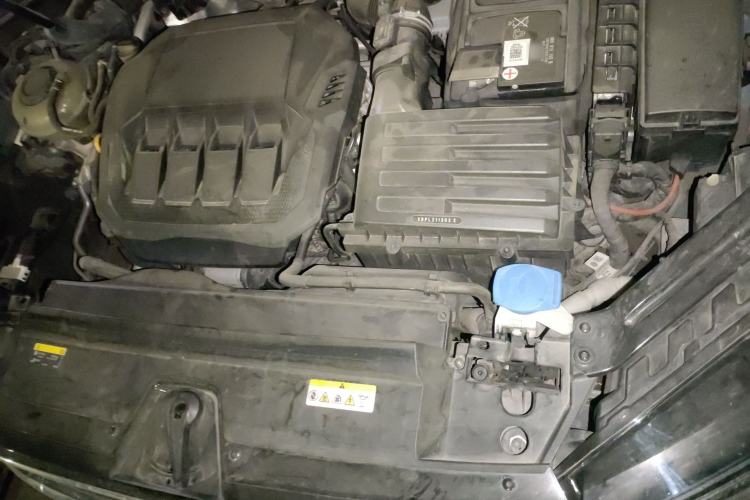 Used Volkswagen Tayron X 2020 330TSI Two-Wheel Drive Luxury Smart Connectivity Version Engine Bay