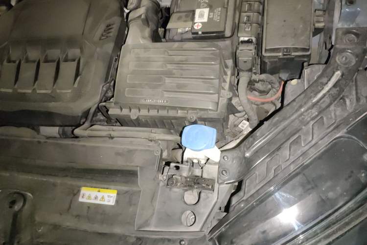 Used Volkswagen Tayron X 2020 330TSI Two-Wheel Drive Luxury Smart Connectivity Version Engine Bay Left