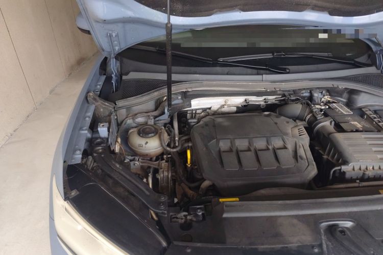 Used Volkswagen Tayron X 2020 330TSI Two-Wheel Drive Luxury Smart Connectivity Version Engine Bay Right