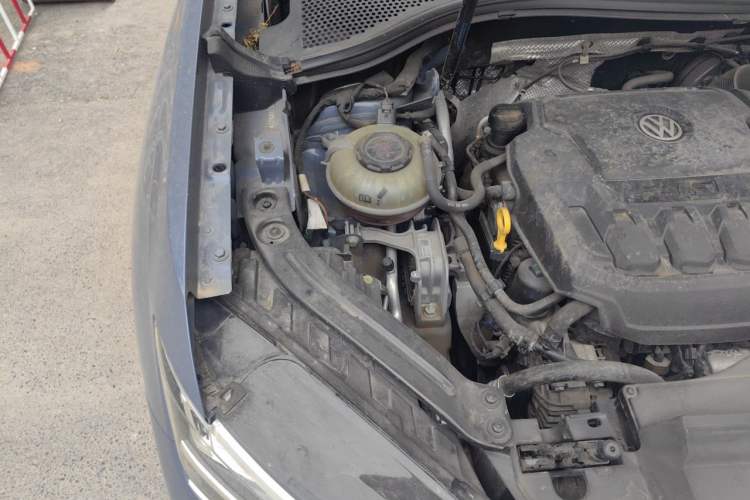 Used Volkswagen Tayron X 2020 330TSI Two-Wheel Drive Flagship Smart Connectivity Version Engine Bay Right
