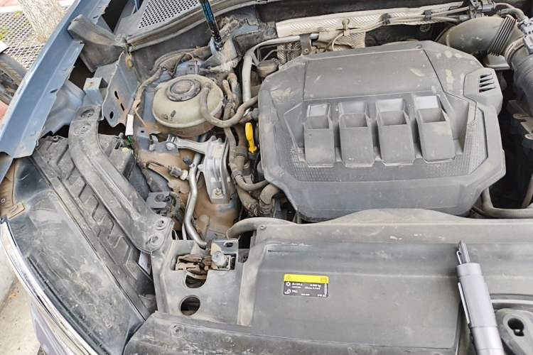 Used Volkswagen Tayron X 2020 330TSI Two-Wheel Drive Luxury Smart Connectivity Version Engine Bay Right