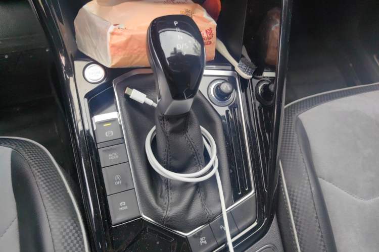 Used Volkswagen Tayron X 2020 330TSI Two-Wheel Drive Flagship Smart Connectivity Version Gear Lever