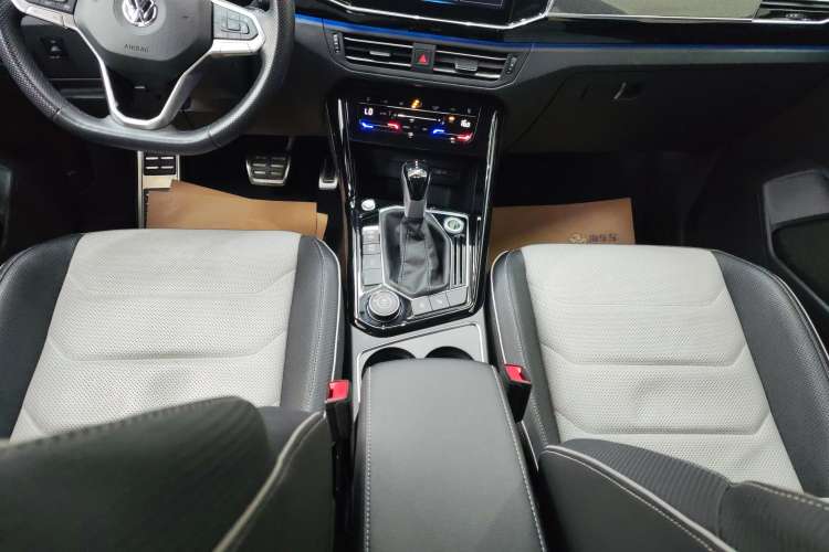 Used Volkswagen Tayron X 2020 380TSI Four-Wheel Drive Prestige Connected Version Gear Lever