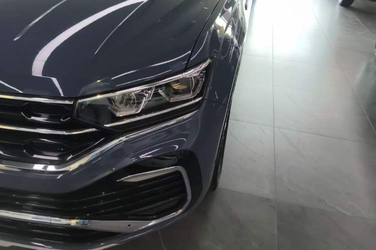 Used Volkswagen Tayron X 2020 380TSI Four-Wheel Drive Prestige Connected Version Left Front Headlight