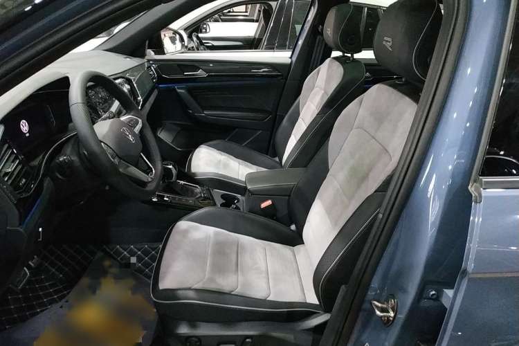 Used Volkswagen Tayron X 2020 330TSI Two-Wheel Drive Flagship Smart Connectivity Version Left Front Seat