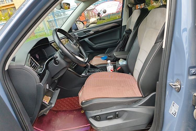Used Volkswagen Tayron X 2020 330TSI Two-Wheel Drive Luxury Smart Connectivity Version Left Front Seat