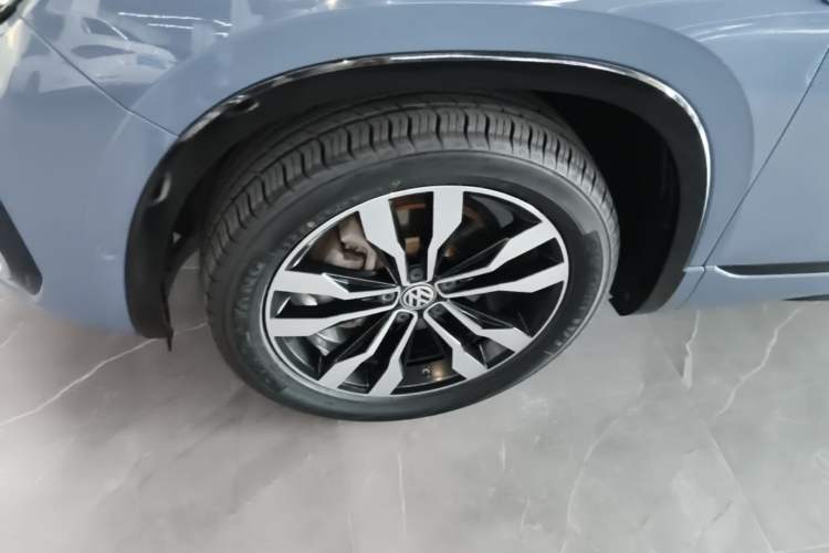 Used Volkswagen Tayron X 2020 380TSI Four-Wheel Drive Prestige Connected Version Left Front Wheel Hub
