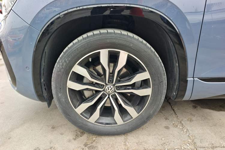 Used Volkswagen Tayron X 2020 380TSI Four-Wheel Drive Prestige Connected Version Left Front Wheel Hub