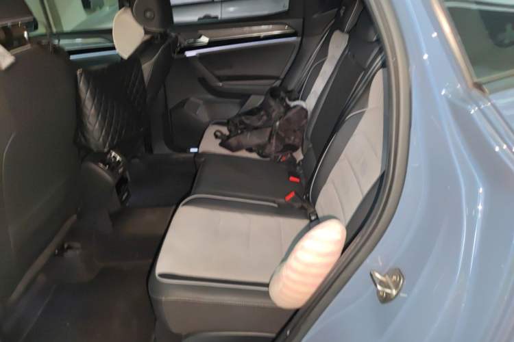 Used Volkswagen Tayron X 2020 380TSI Four-Wheel Drive Dynamic Connect Edition Left Rear Seat