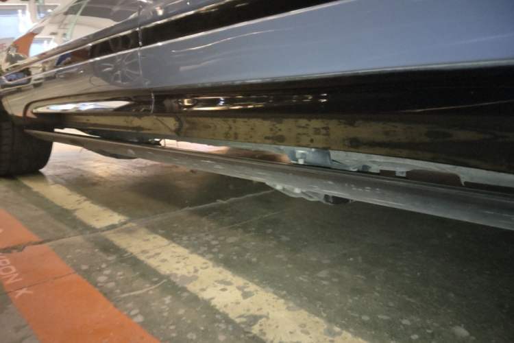 Used Volkswagen Tayron X 2020 330TSI Two-Wheel Drive Luxury Smart Connectivity Version Left Side Sill