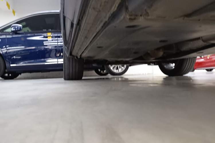 Used Volkswagen Tayron X 2020 330TSI Two-Wheel Drive Luxury Smart Connectivity Version Left Side Sill