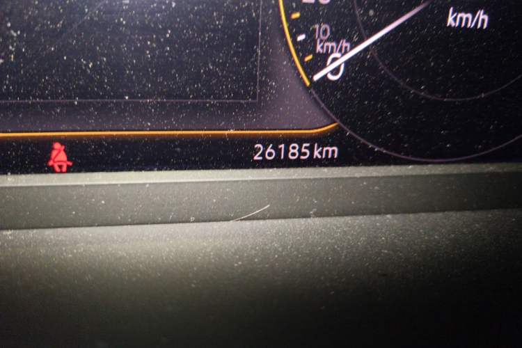 Used Volkswagen Tayron X 2020 330TSI Two-Wheel Drive Luxury Smart Connectivity Version Odometer Close Up