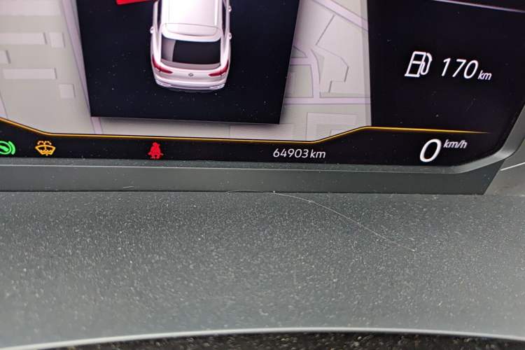 Used Volkswagen Tayron X 2020 330TSI Two-Wheel Drive Luxury Smart Connectivity Version Odometer Close Up