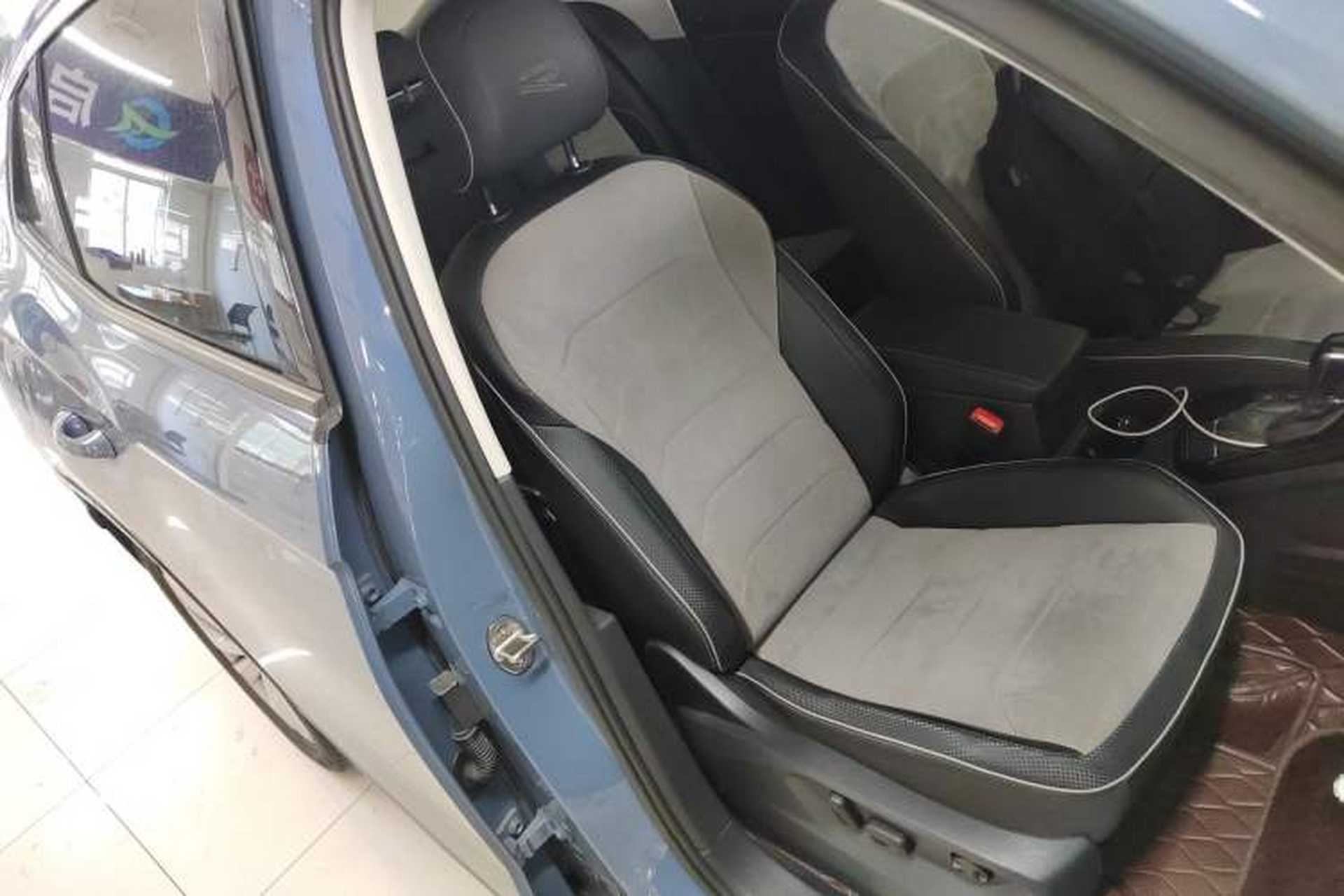 Used Volkswagen Tayron X 2020 330TSI Two-Wheel Drive Luxury Smart Connectivity Version Right Front Seat