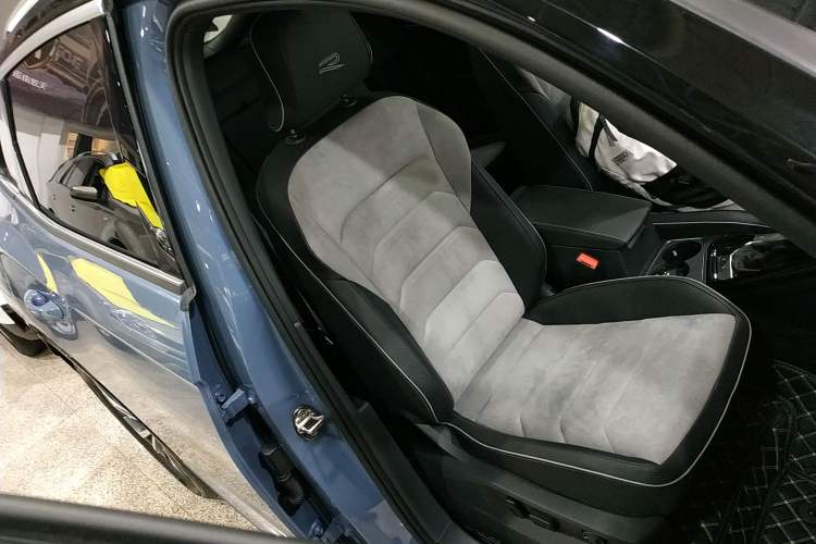 Used Volkswagen Tayron X 2020 330TSI Two-Wheel Drive Flagship Smart Connectivity Version Right Front Seat