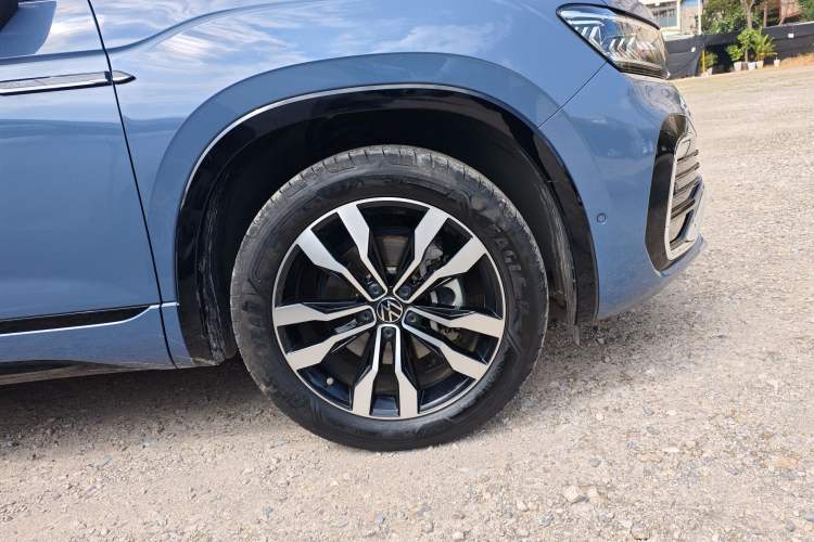 Used Volkswagen Tayron X 2020 380TSI Four-Wheel Drive Prestige Connected Version Right Front Wheel Hub