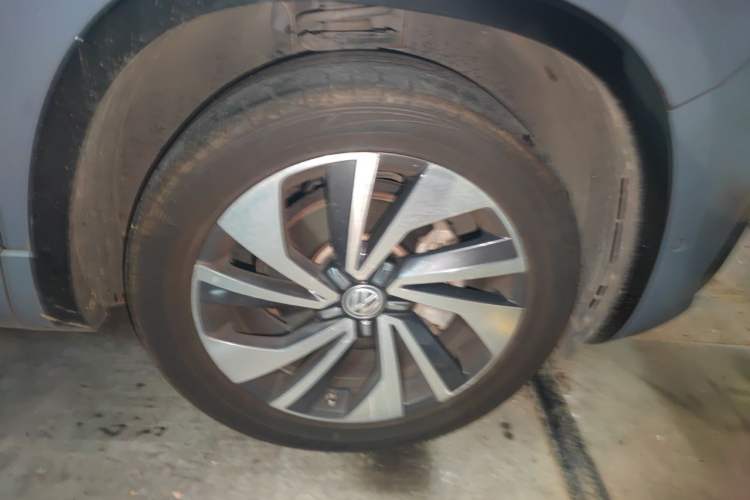 Used Volkswagen Tayron X 2020 380TSI Four-Wheel Drive Dynamic Connect Edition Right Front Wheel Hub
