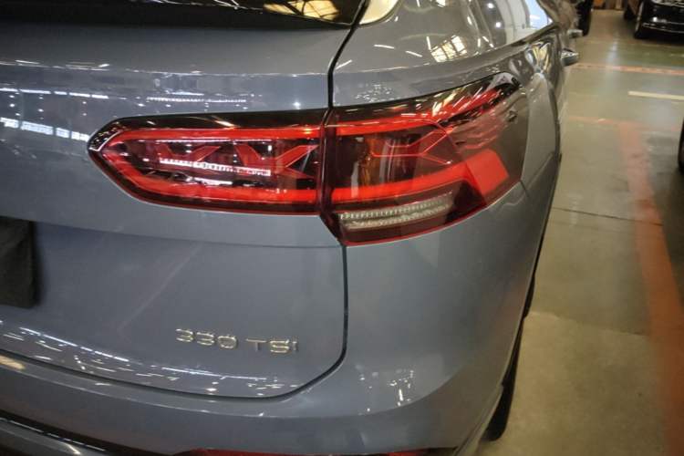 Used Volkswagen Tayron X 2020 330TSI Two-Wheel Drive Luxury Smart Connectivity Version Right Rear Taillight