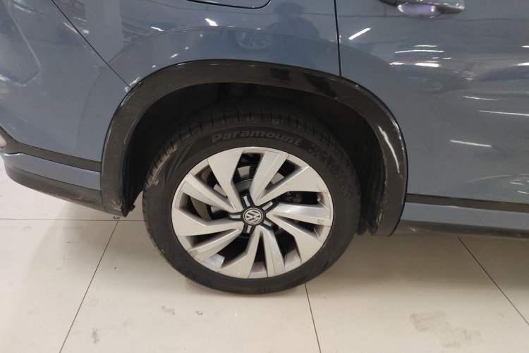 Used Volkswagen Tayron X 2020 330TSI Two-Wheel Drive Luxury Smart Connectivity Version Right Rear Wheel Hub