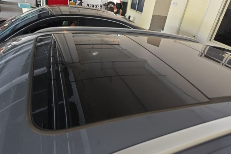 Used Volkswagen Tayron X 2020 330TSI Two-Wheel Drive Luxury Smart Connectivity Version Roof