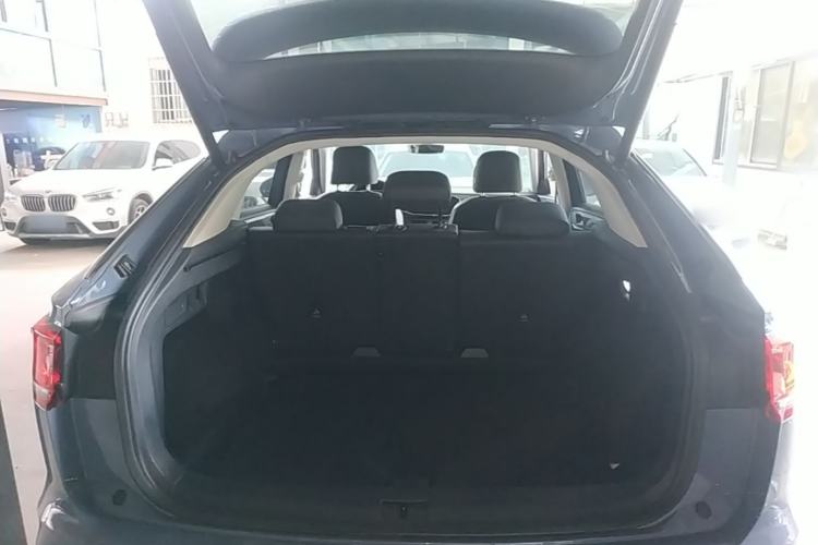 Used Volkswagen Tayron X 2020 330TSI Two-Wheel Drive Luxury Smart Connectivity Version Trunk